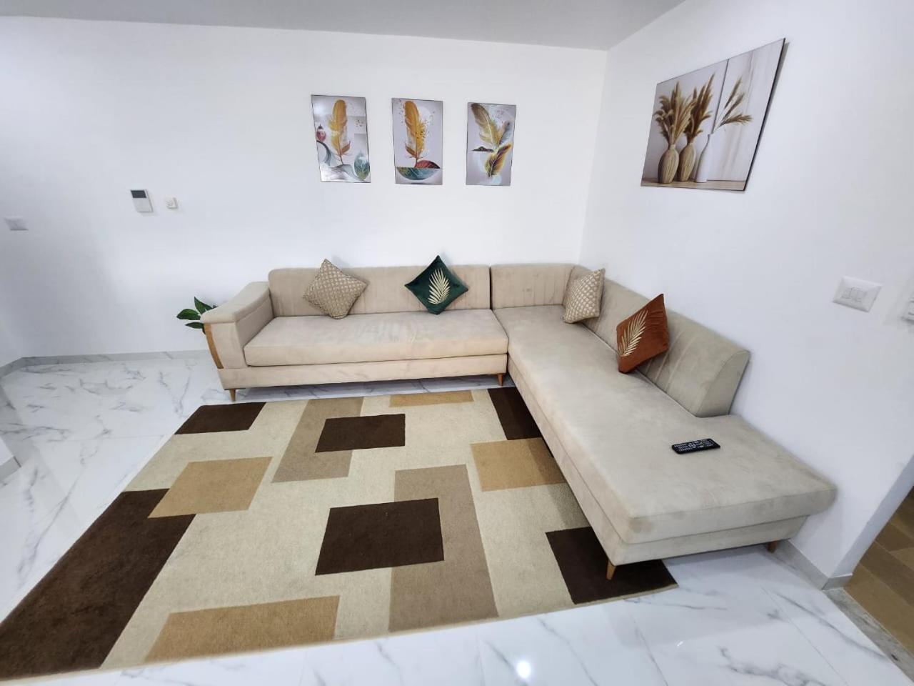 Elegant S1 Meuble Garde A Ariana -Tunis Appartement Buitenkant foto