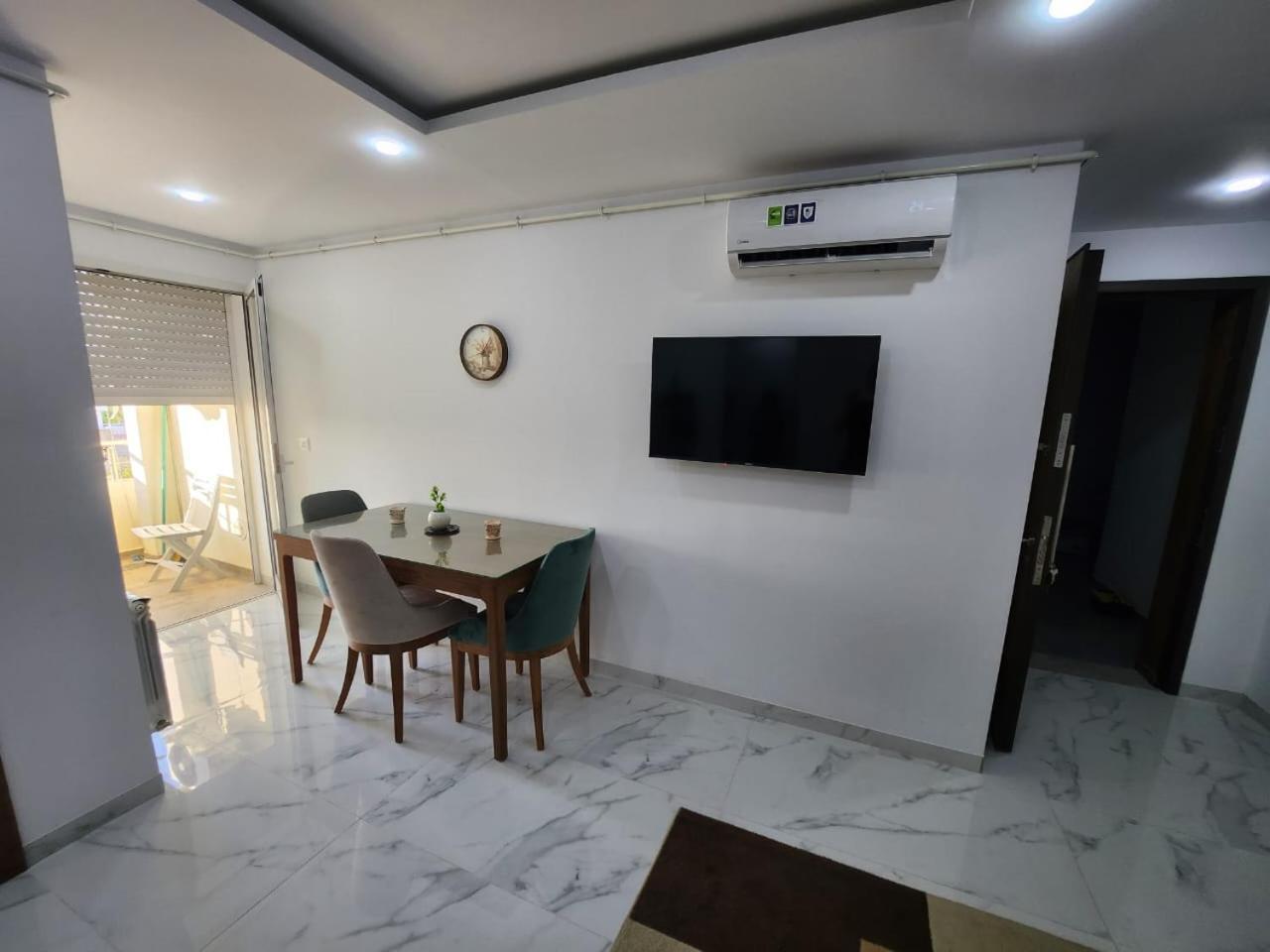 Elegant S1 Meuble Garde A Ariana -Tunis Appartement Buitenkant foto